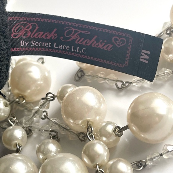 NWOT Leopard Lace Teddy - Black Fuschia, Secret Lace with cut outs - Picture 6 of 10